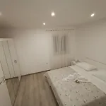 Pina 2 Kaštela