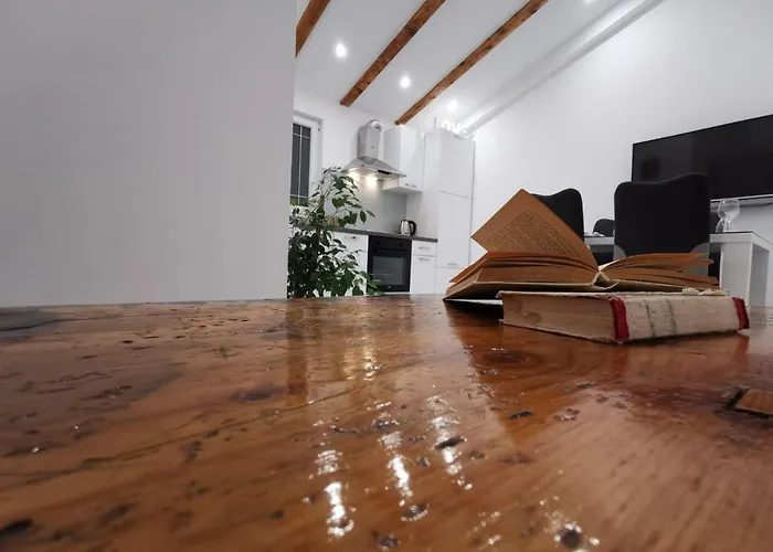 Appartement Pina 2 *